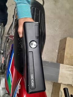 XBOX 360 CONSOLE