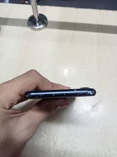 This is apple iphone 7 with fingerprint is on working