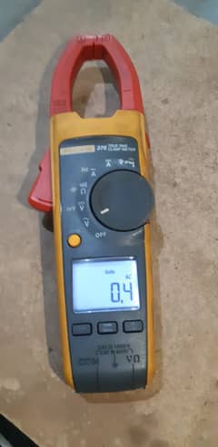 Fluke - Clamp Meter