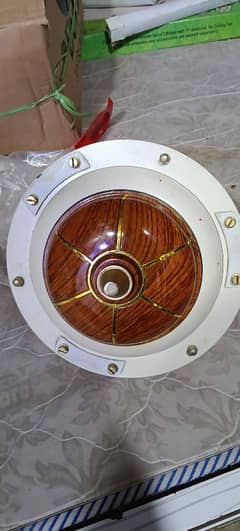 Royal fan with whole accessories