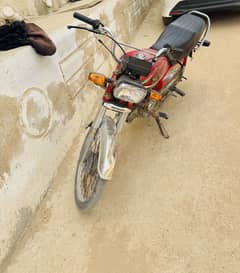CD 70 bike