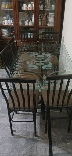 Six chairs Dining Table 10/9 Condition