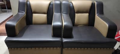 7 seetar sofa set for sale in very good condition