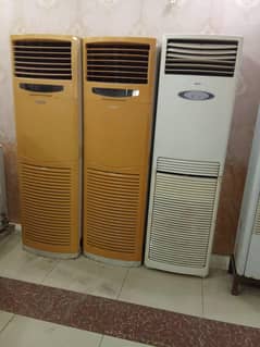 4 Ton Ac  ( 2 )Gree cabnit( 1 )Haier cabnit