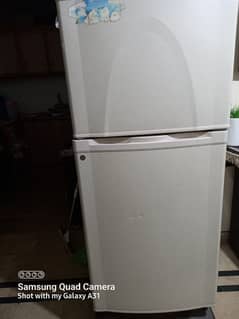 Dowlanc frigd full size good condition
