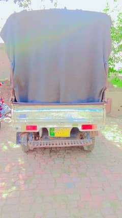 Isuzu