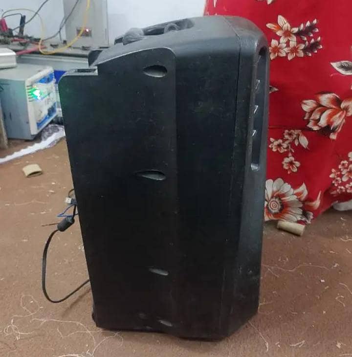 speaker woofer base with Bluetooth Audionic 100% working 8