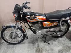 125cc model 2022 ha total jenvein. number Laga call 03002281887