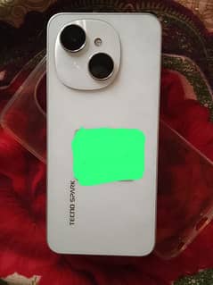 Tecno spark go 1,4+4 ram 64 memory'