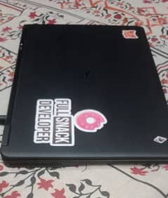 Dell latitude e7250 i7, 8gb ram , 256 gb ssd