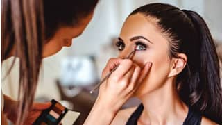 Beauty Salon Job