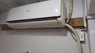 Haeir Non inverter 1 ton Ac.