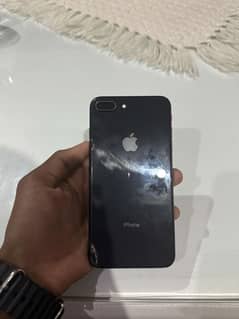 iPhone 8 Plus