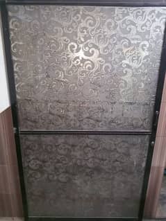 Sliding door