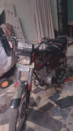 honda 125 original condition no open no repair urgent sale 03066890206