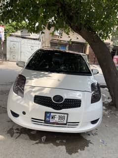 Toyota vitz 2007/2012