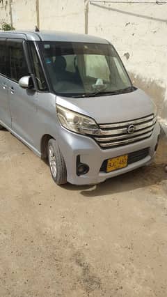 Nissan Roox 2014