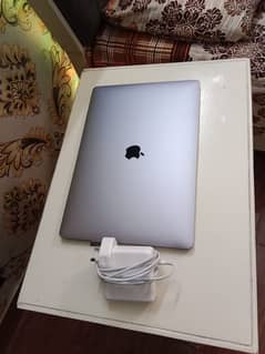 Macbook Pro | Apple Macbook