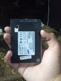 Samsung 128gb fast ssd (exchange possible)