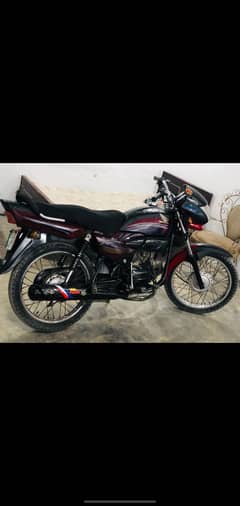 Honda pridor total geniun golden bike