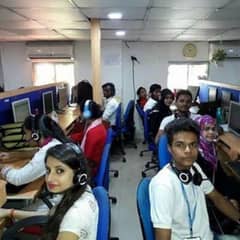 Males and females staffs required Call center