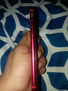iphone se 2020 64Gb pta aproved  with box urgent sall 03192403922