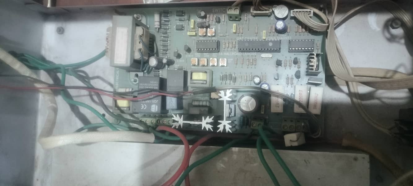 Auto Power made in fully copper UPS in good and running condition 2