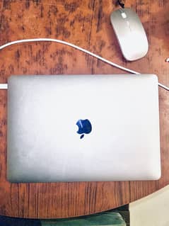 MacBook