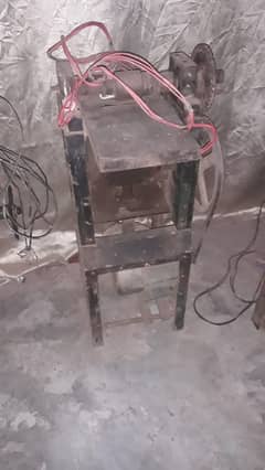 Urgent  sell. Wood Cutting  R a machine with All part