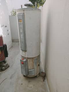 Large size Nasgas  Geyser for sale. contact on WhatsApp 0321-6802074.