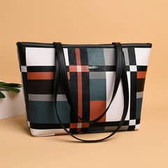 RETRO FASHION HANDBAG . MADE WITH LEATHER . Free home delivery.