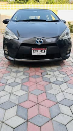 toyota aqua G 2013/2017