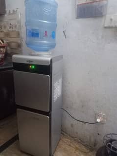 Water Dispenser