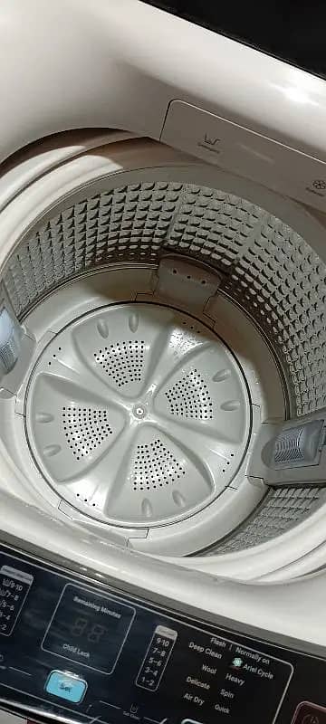 haier automatic machine, just box open. not used. 3
