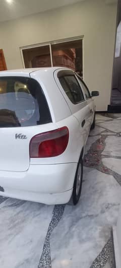 Toyota Vitz 2000