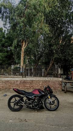 YBR-ESD(2020) FULLY MODIFIED!UP FOR SALE.
