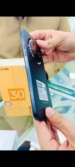 Tecno spark 30c 5 month use mn new condition charger box bhi he