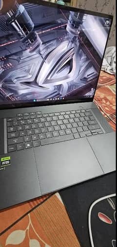 ASUS