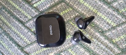 ear buds ( quantum zero) ( Gaming)