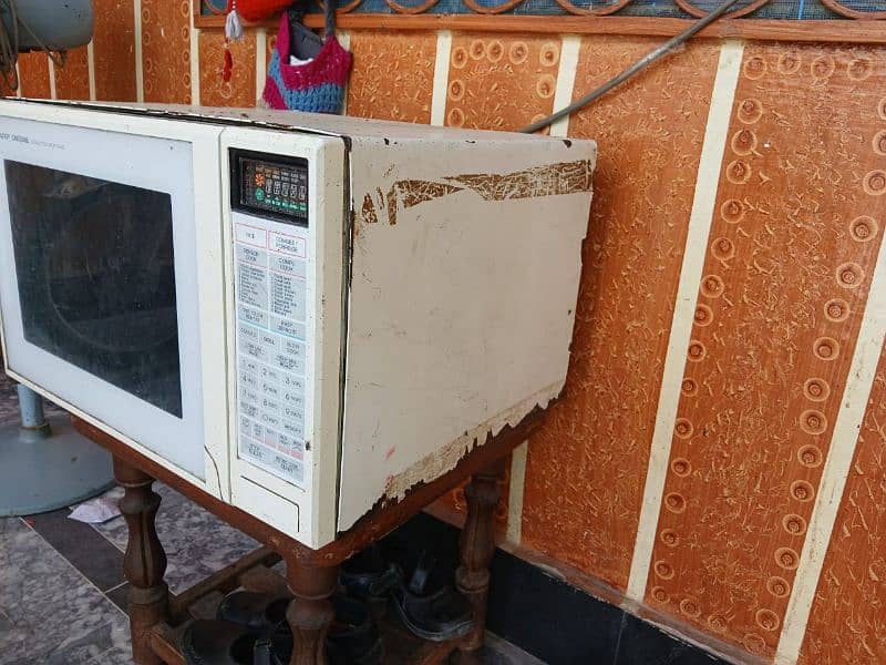 Sharp CAROUSEL Convection Microwave 3