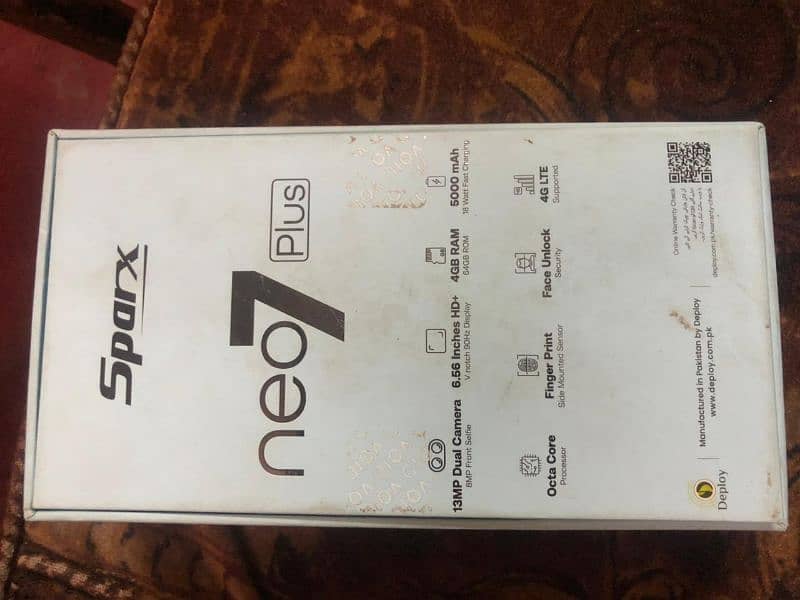spark neo 7 plus with complete box 8