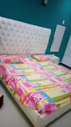 Ultra Delux Double Bed, Dressing Table & 2 Side Tables For Urgent Sale