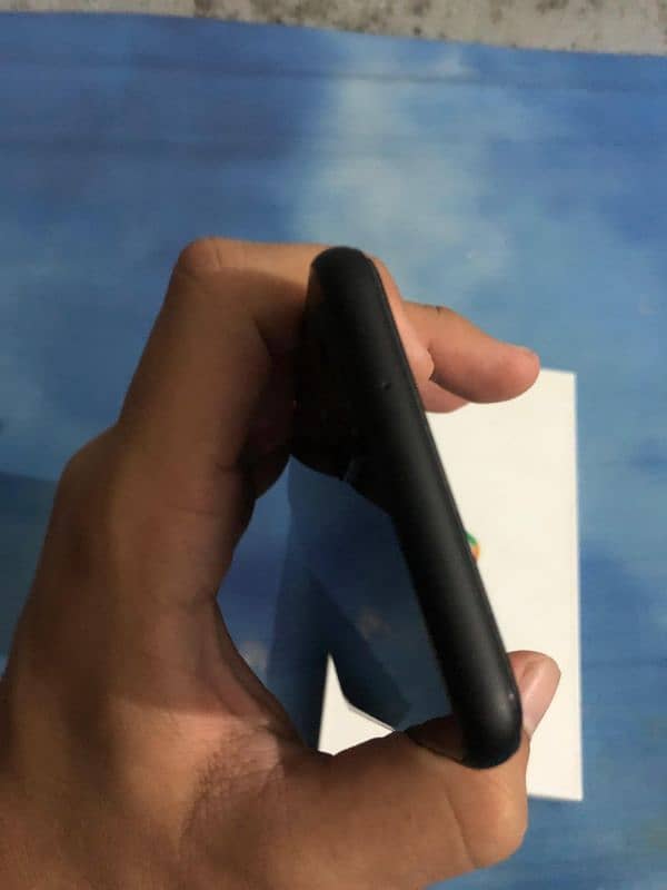 Google pixel 4xl with box 4