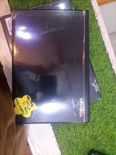 Toshiba- Intel Core i3 4th Gen, 4GB RAM, 320GB HDD