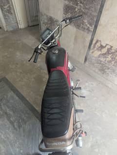CD70 genuine bike all ok good engine