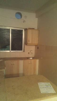two bed dd apartment with roof for rent in johar
