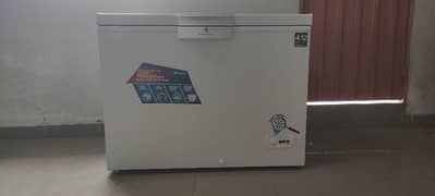 Dawlance Deep Freezer (400L)