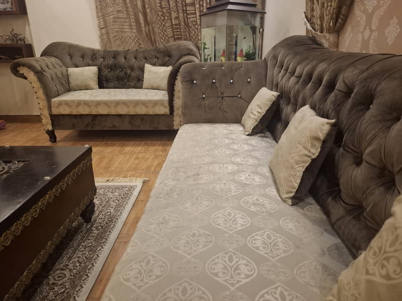 7 seater Sofa set with center table complete set just like new 1