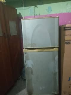 gas delny wali h B's compressor running ma h