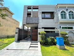 5 Marla Lucrative Price Brand New Bungalow For Rent Near to Park & Market in DHA